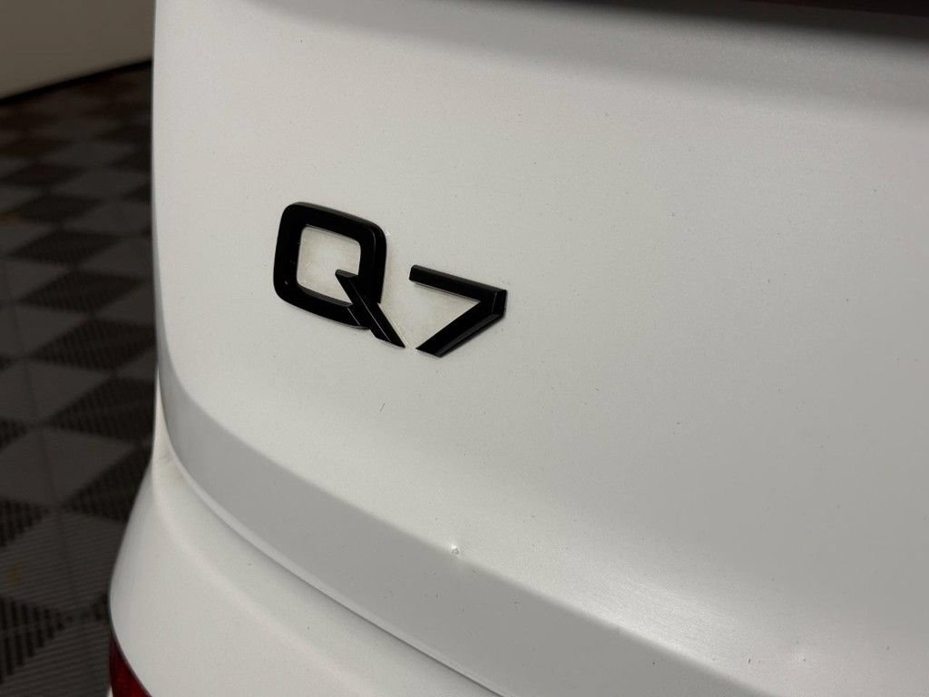 Used 2023 Audi Q7 2.0T Premium Plus w/ Premium Plus Package AWD/4WD image 8