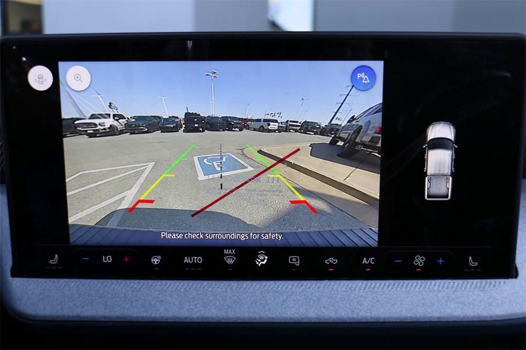 New 2025 Ford Maverick XLT w/ XLT Luxury Package image 12