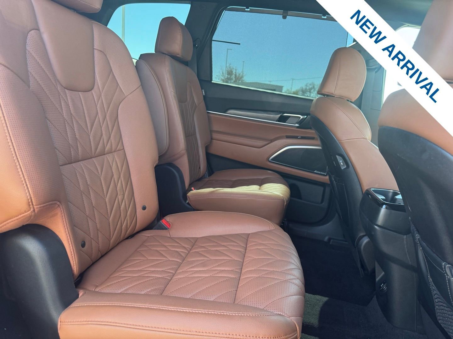 Used 2025 Kia Telluride SX X-Line image 11