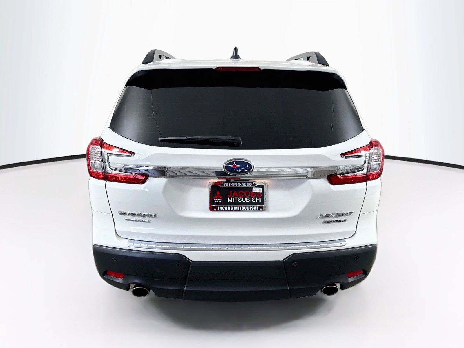 Used 2025 Subaru Ascent Limited AWD/4WD image 4