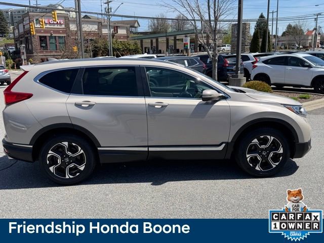 Used 2018 Honda CR-V Touring image 4