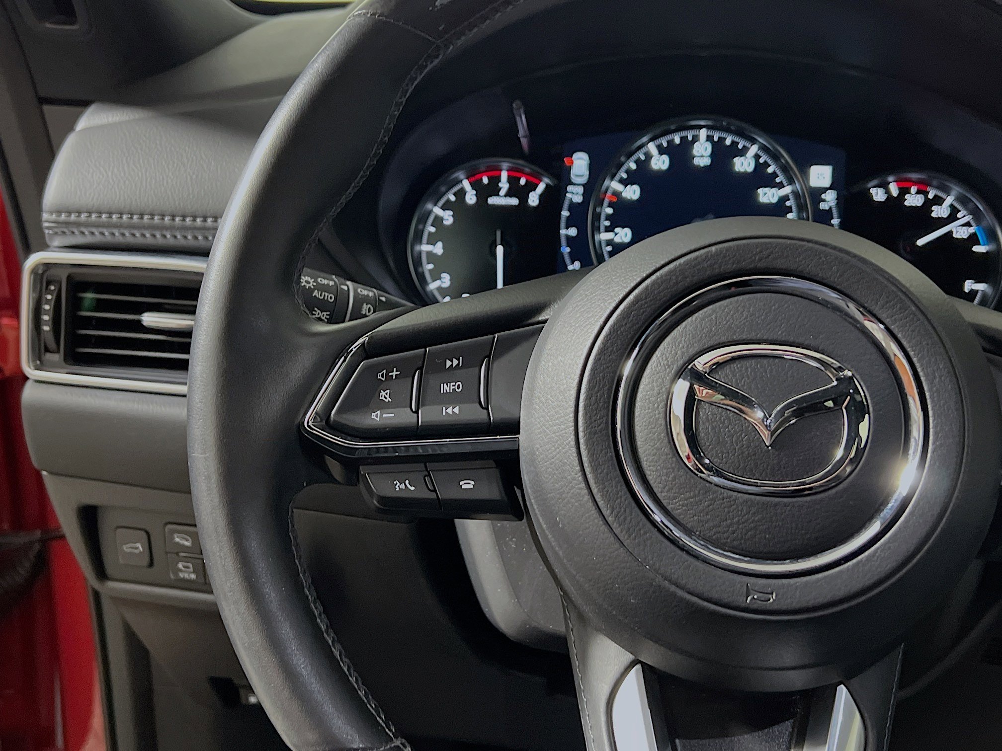 Used 2021 MAZDA CX-5 Signature image 19