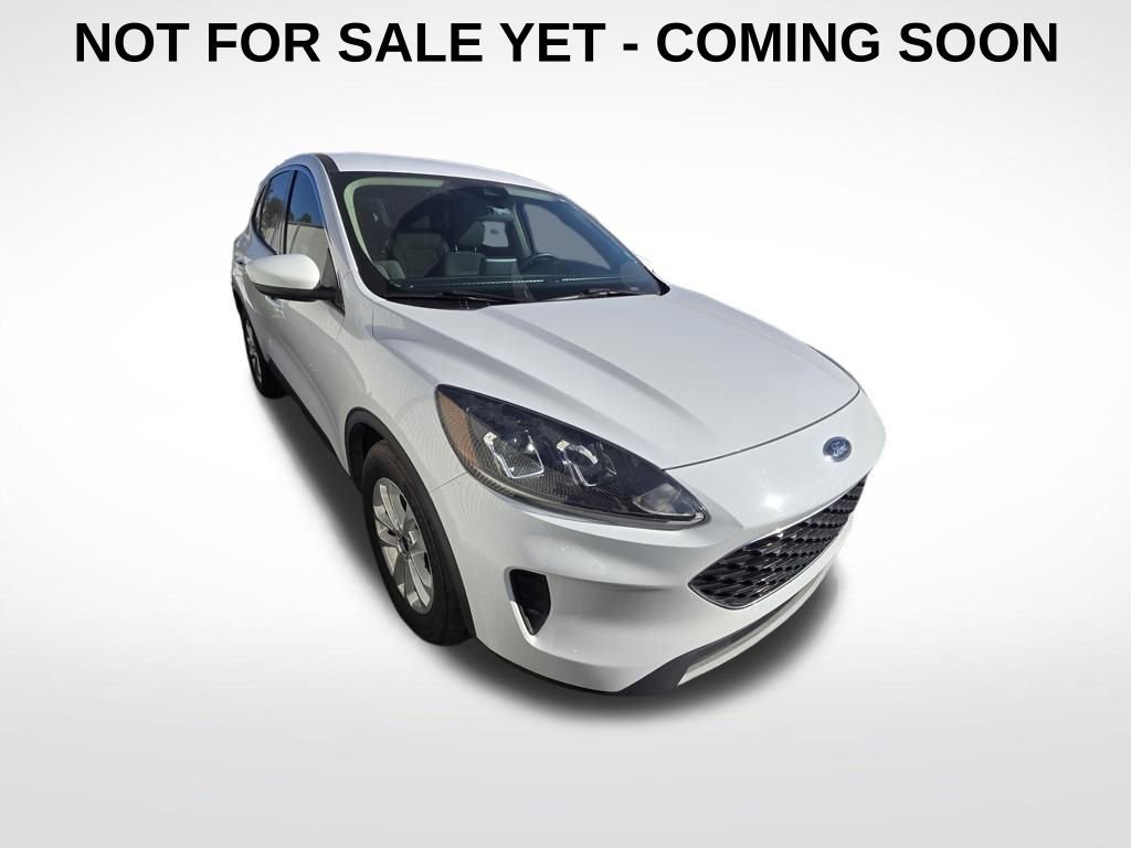 Used 2020 Ford Escape SE image 1