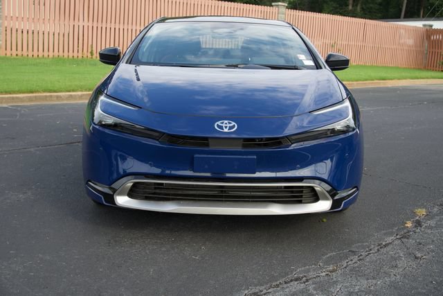 Used 2026 Toyota Prius Plug-In Hybrid FWD image 2