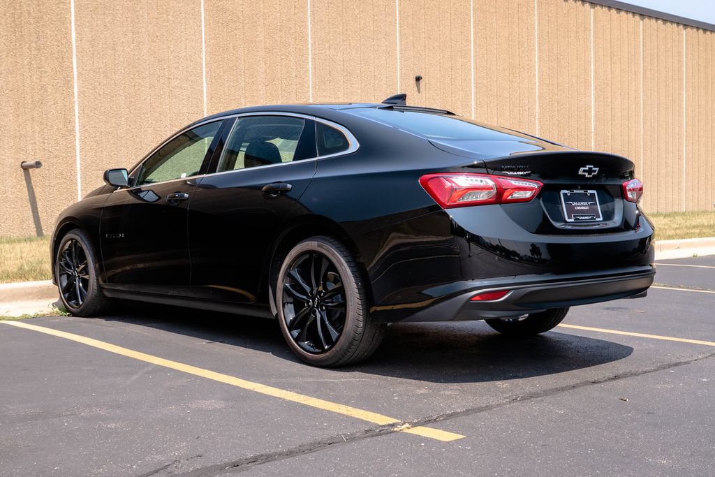 Used 2023 Chevrolet Malibu LT w/ Midnight Edition FWD image 8