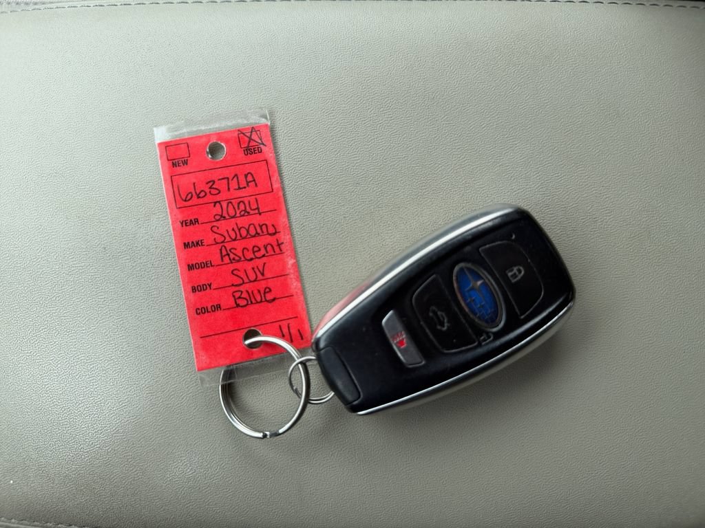 Used 2024 Subaru Ascent Premium w/ Convenience Package AWD/4WD image 29