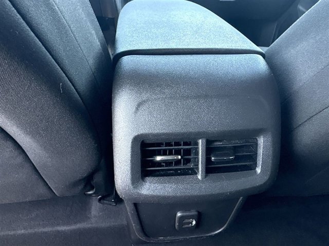 Used 2021 Chevrolet Equinox LT image 20