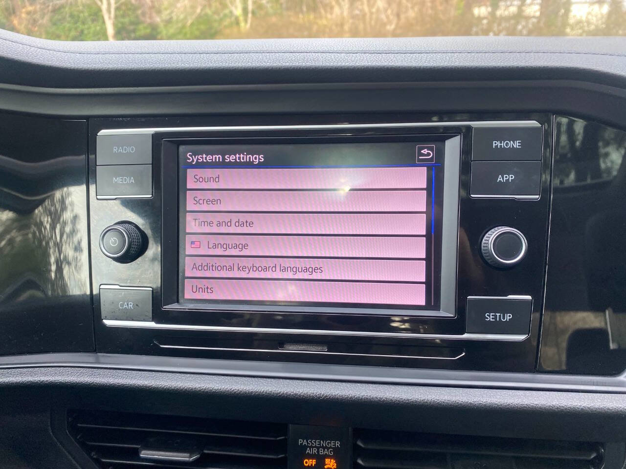 Used 2019 Volkswagen Jetta SE image 23