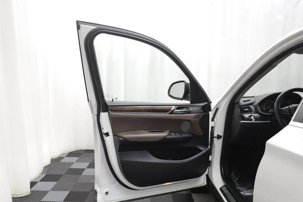 Used 2017 BMW X3 xDrive35i AWD/4WD image 4