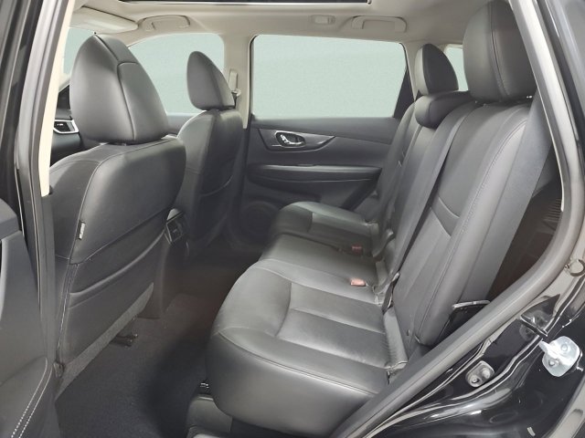 Used 2015 Nissan Rogue SL w/ SL Premium Package image 21