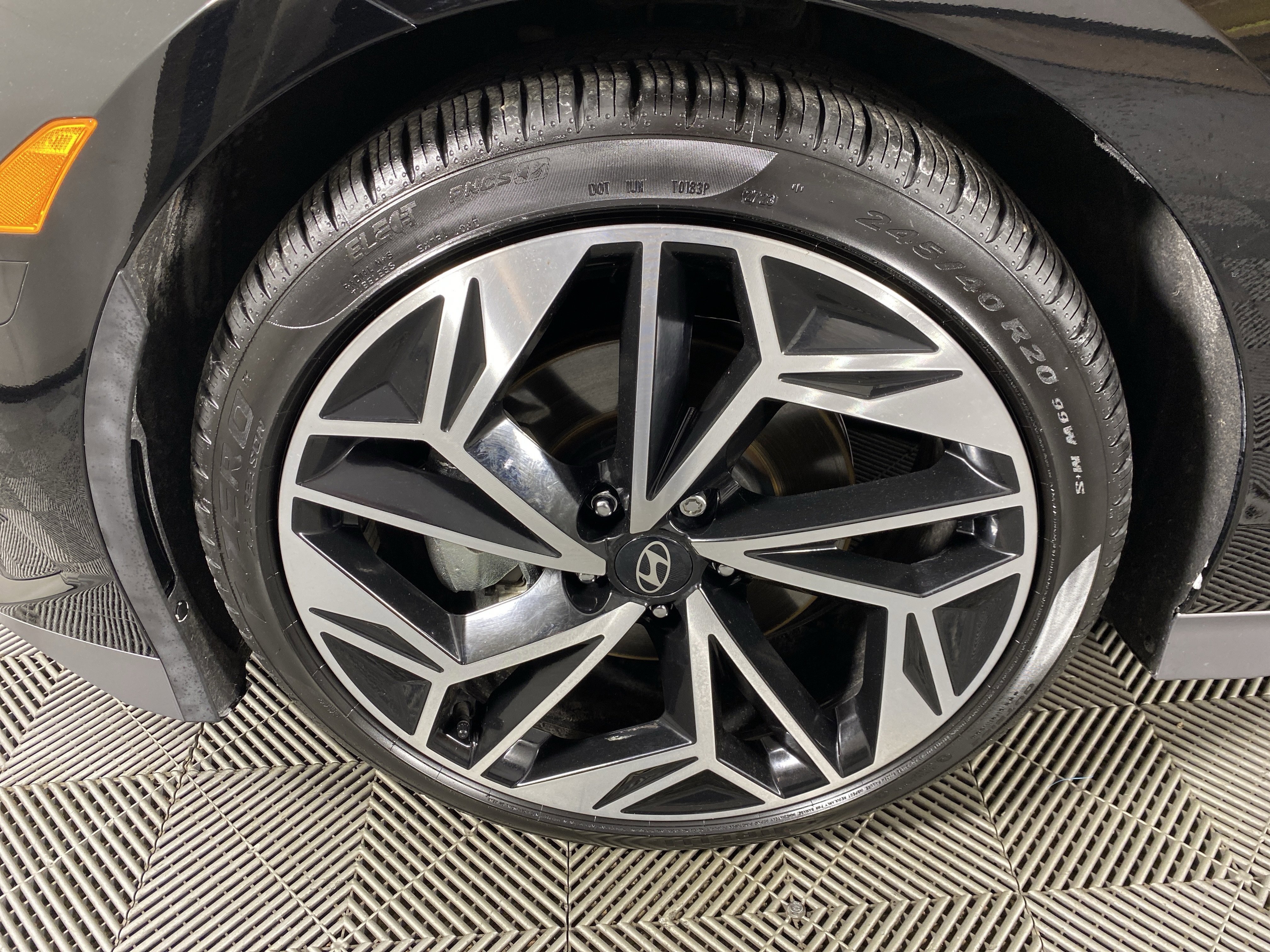 Used 2024 Hyundai Ioniq 6 SEL image 14
