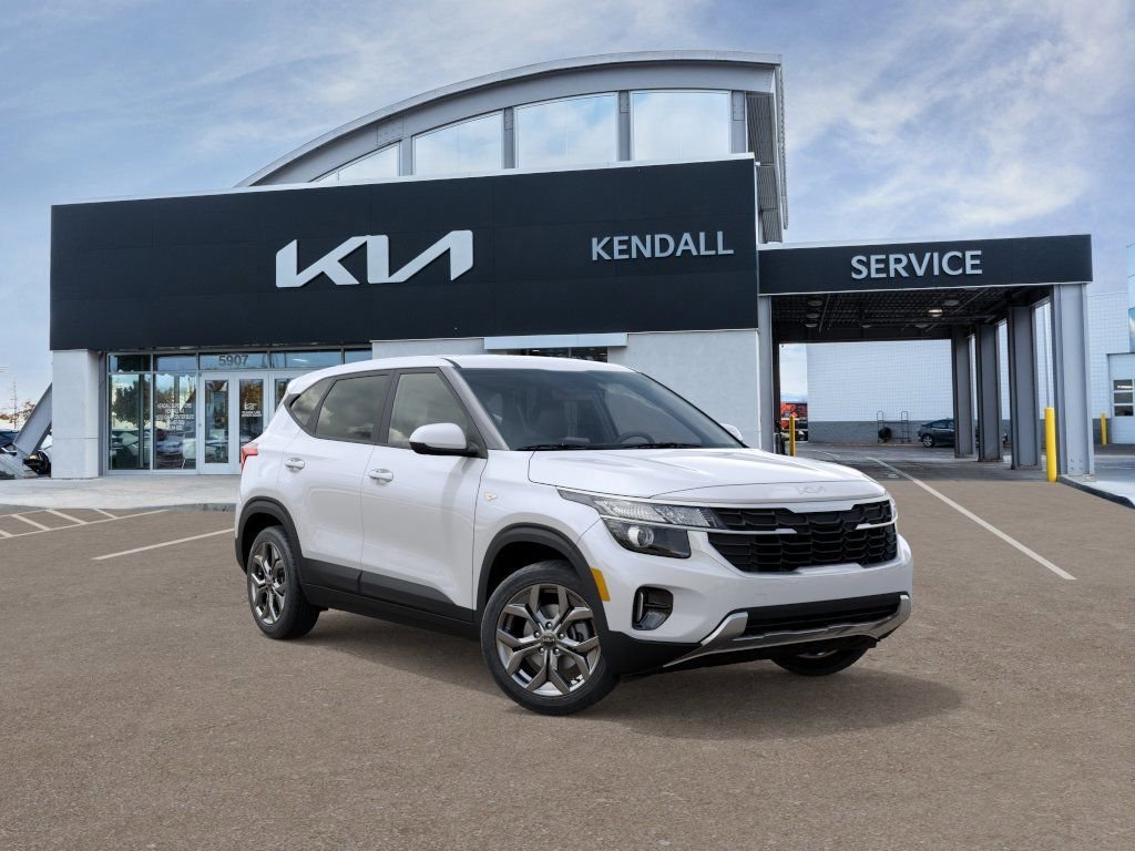 New 2026 Kia Seltos LX FWD image 8