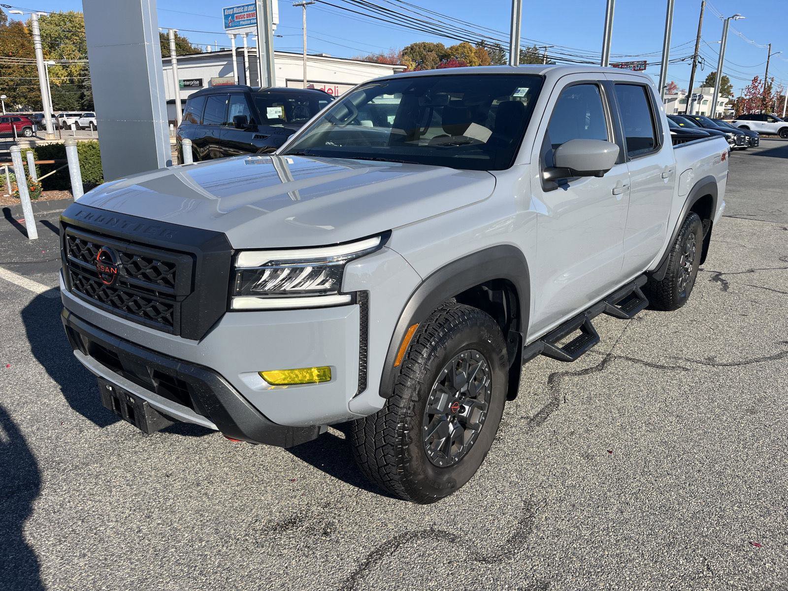 Used 2024 Nissan Frontier PRO-4X w/ Pro Premium Package image 7