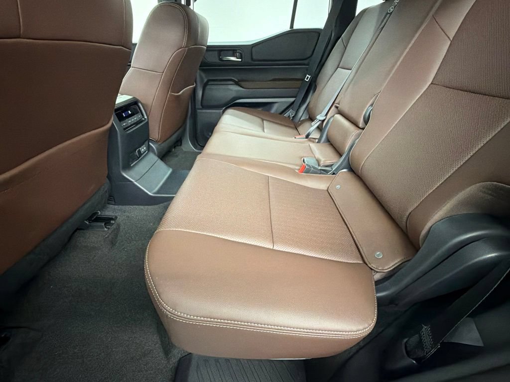 Used 2027 Toyota Land Cruiser AWD/4WD image 40