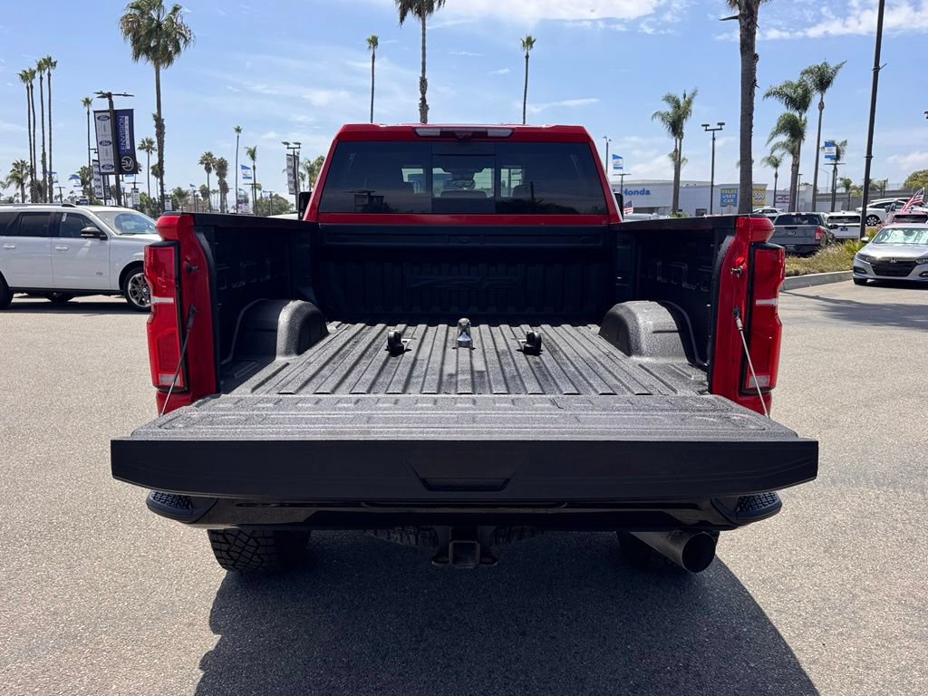 Used 2024 Chevrolet Silverado 2500 ZR2 w/ Technology Package AWD/4WD image 13