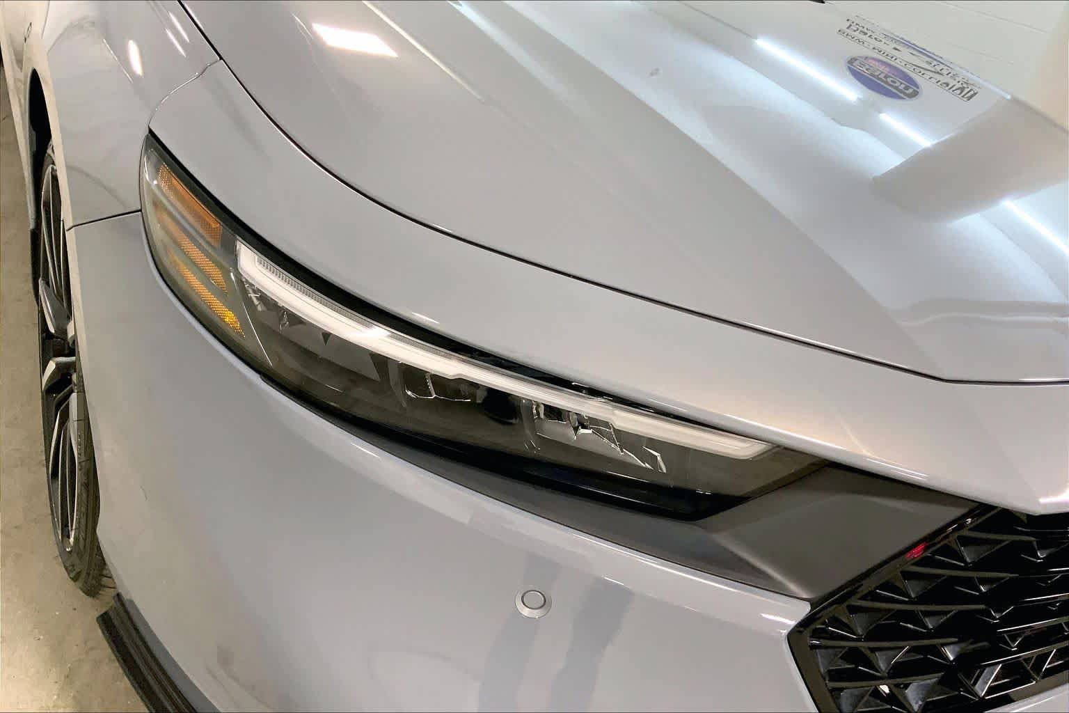 Used 2023 Honda Accord Touring image 27