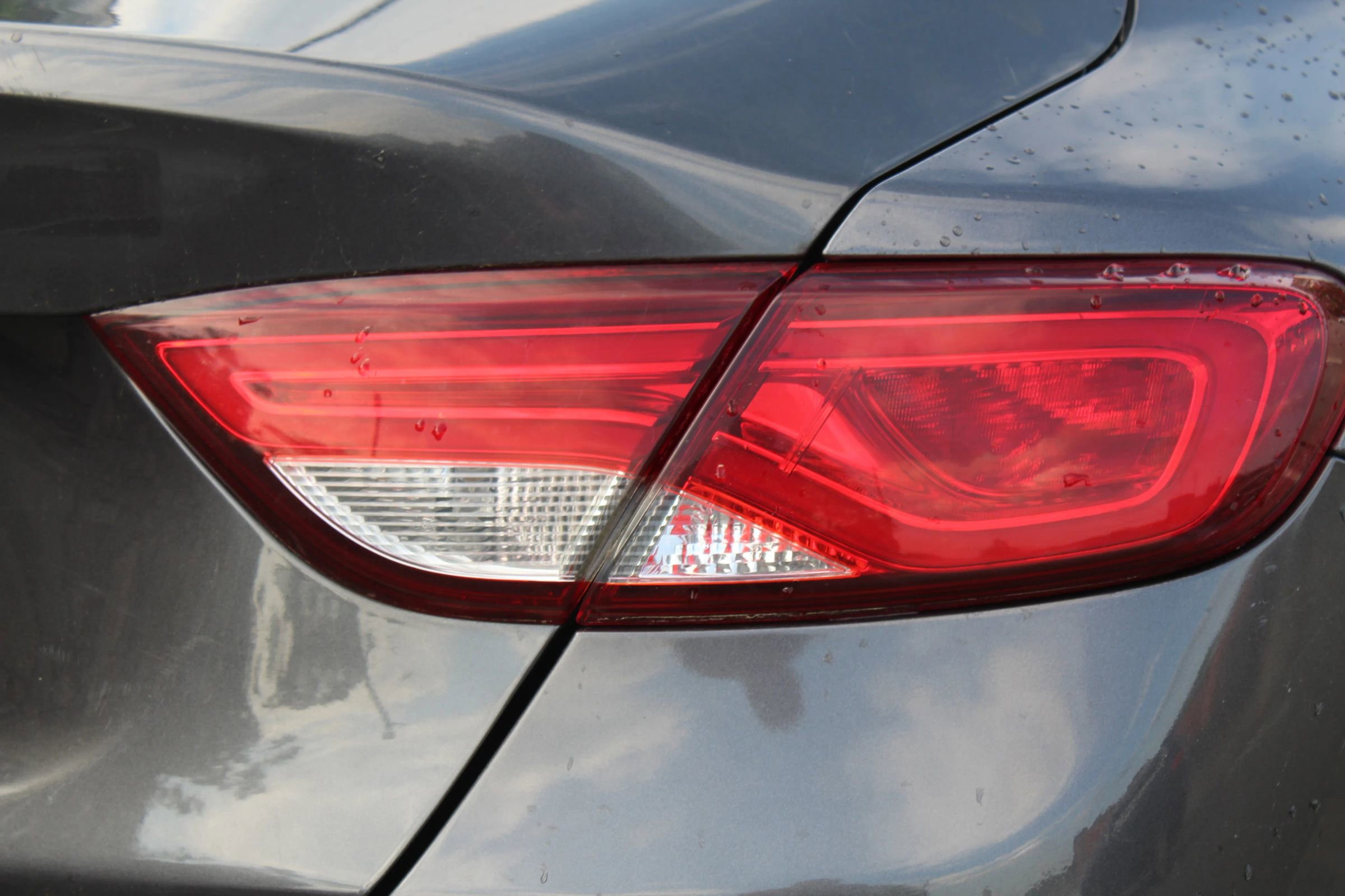 Used 2015 Chrysler 200 Limited w/ Convenience Group image 33