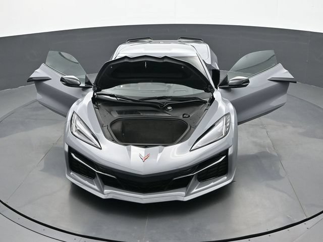 Used 2025 Chevrolet Corvette Z06 RWD image 25