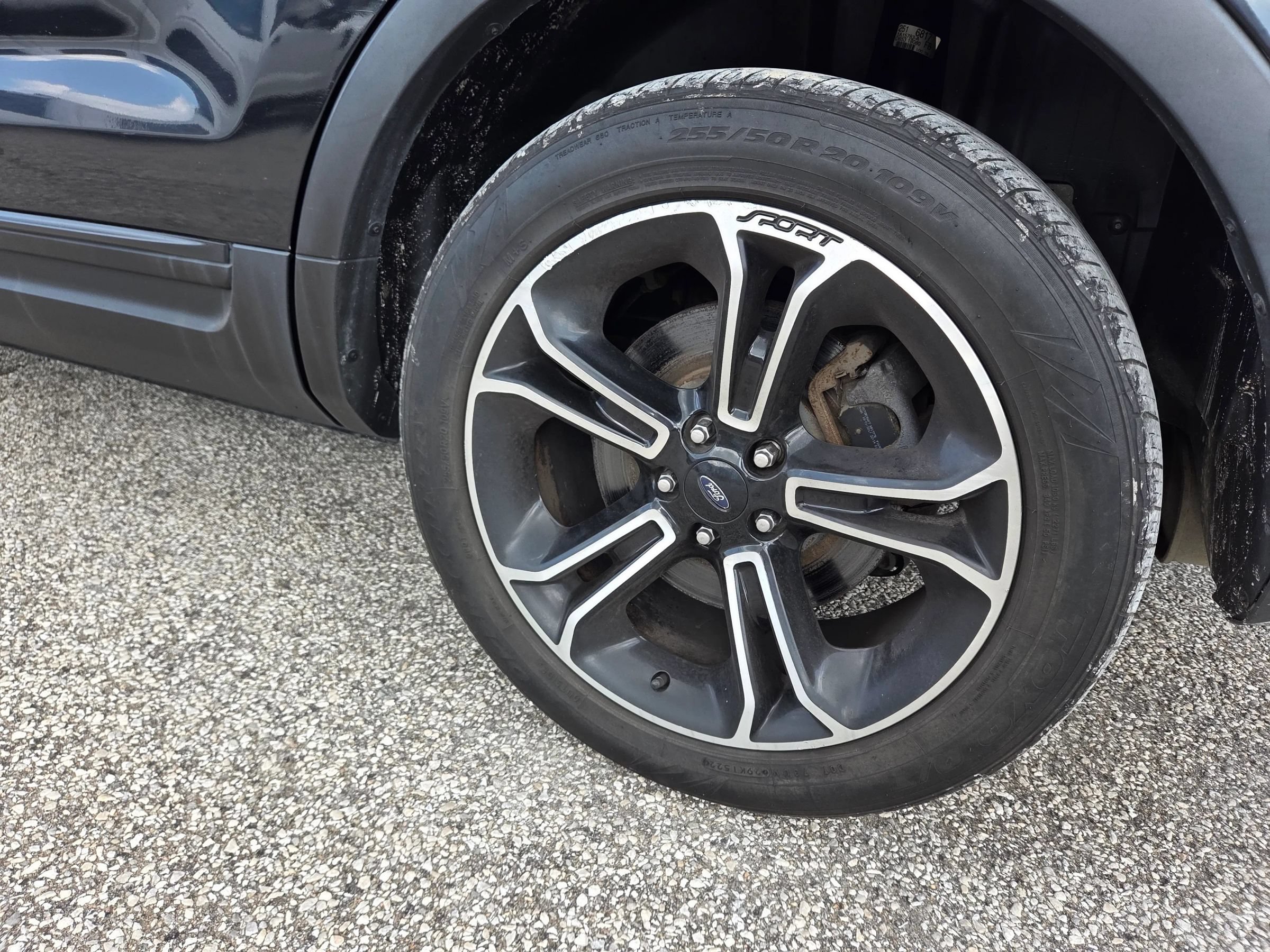 Used 2015 Ford Explorer Sport w/ Equipment Group 401A AWD/4WD image 12
