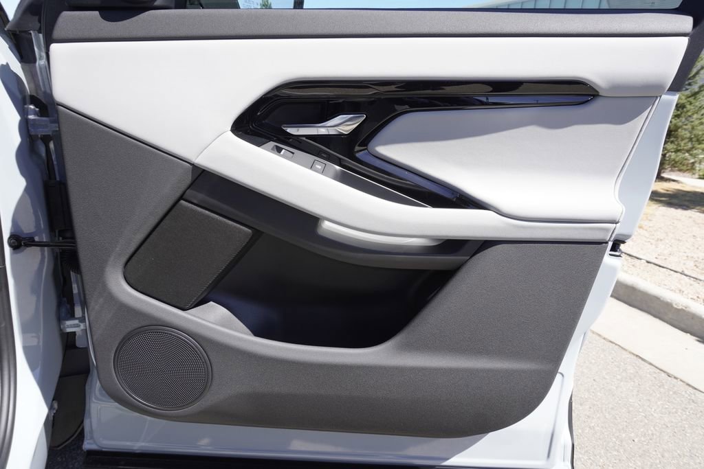 New 2026 Land Rover Range Rover Evoque S AWD/4WD image 20