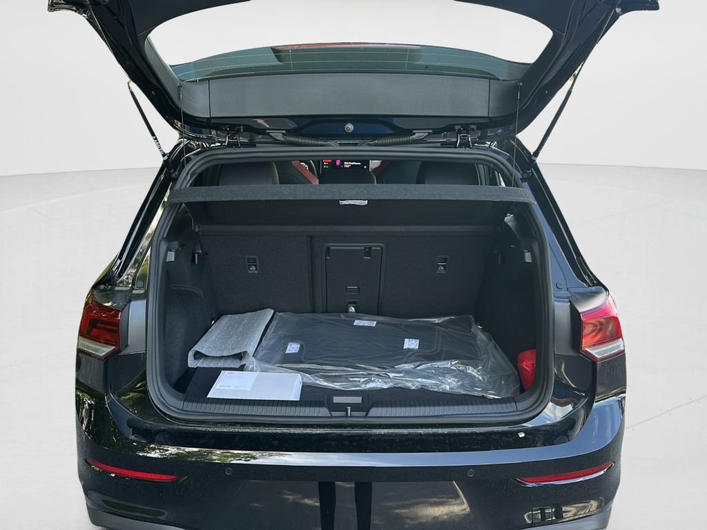 New 2026 Volkswagen GTI SE FWD image 9