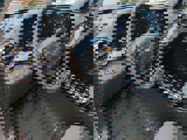 Used 2024 Chevrolet Trax LT image 10