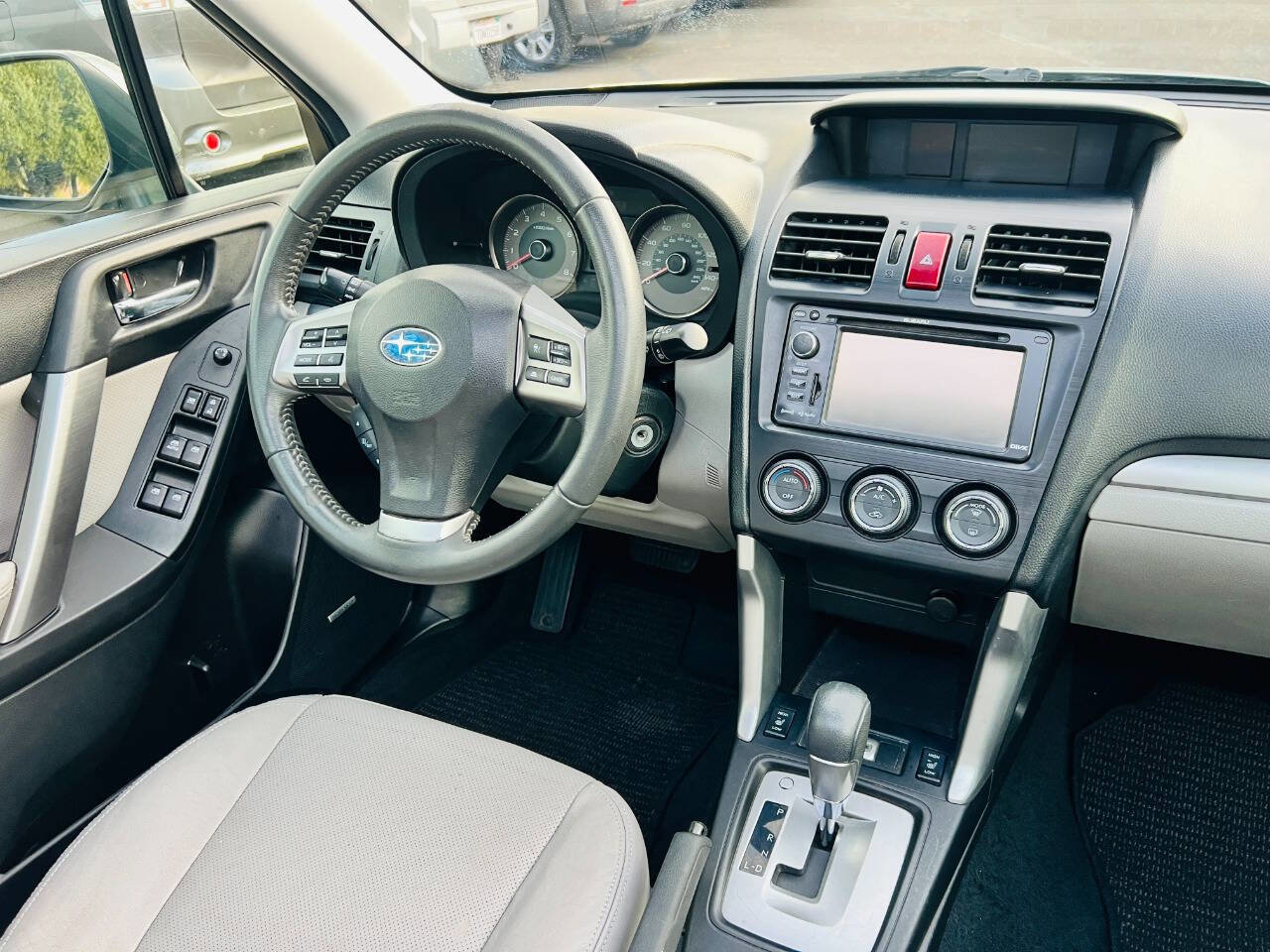 Used 2015 Subaru Forester 2.5i Limited image 20