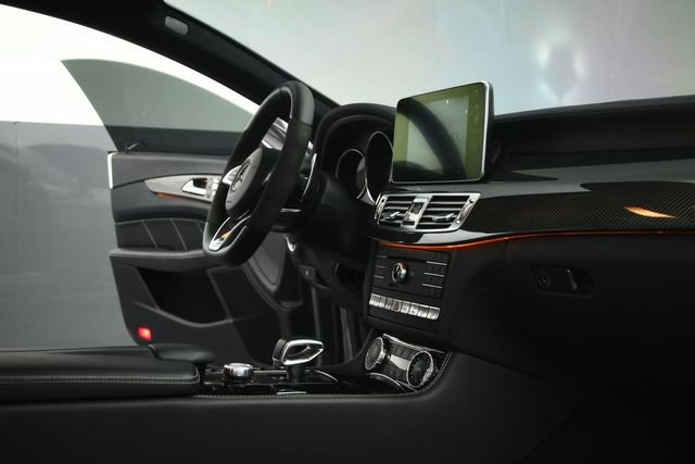 Used 2015 Mercedes-Benz CLS 63 AMG S-Model image 36