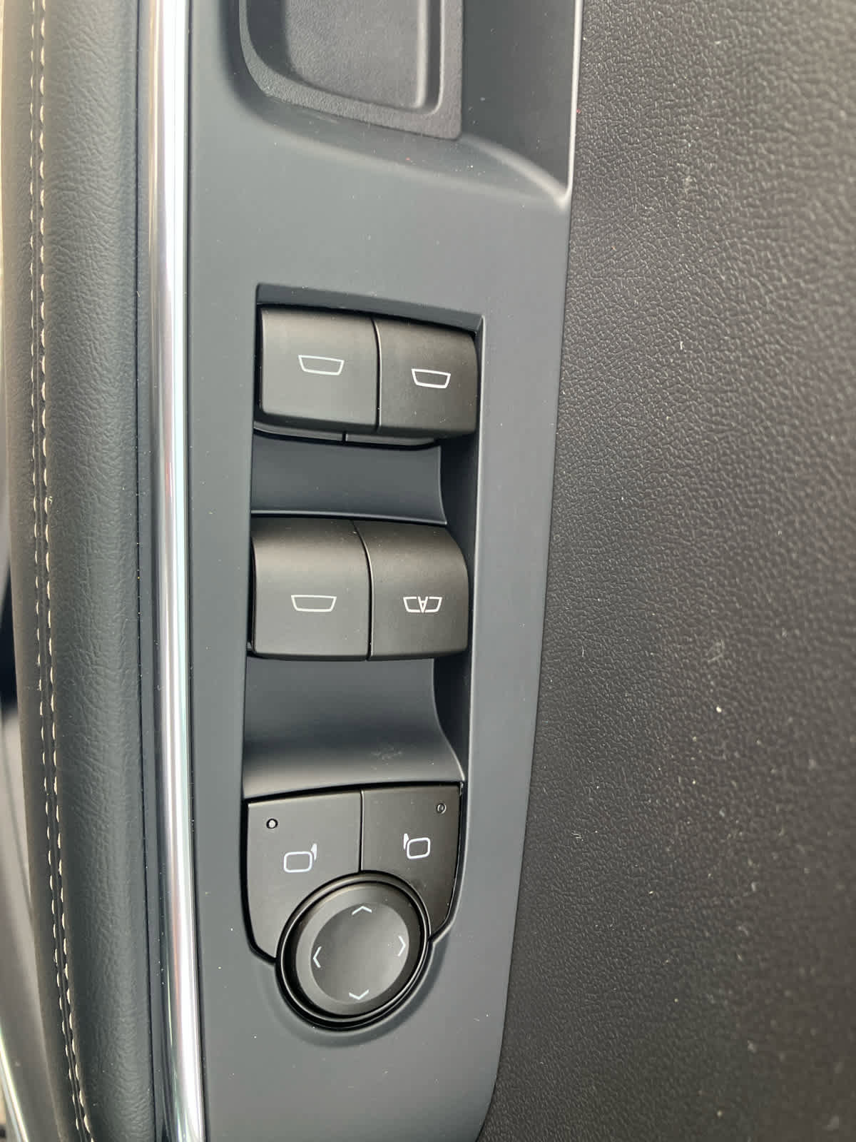 New 2026 GMC Acadia Elevation image 13