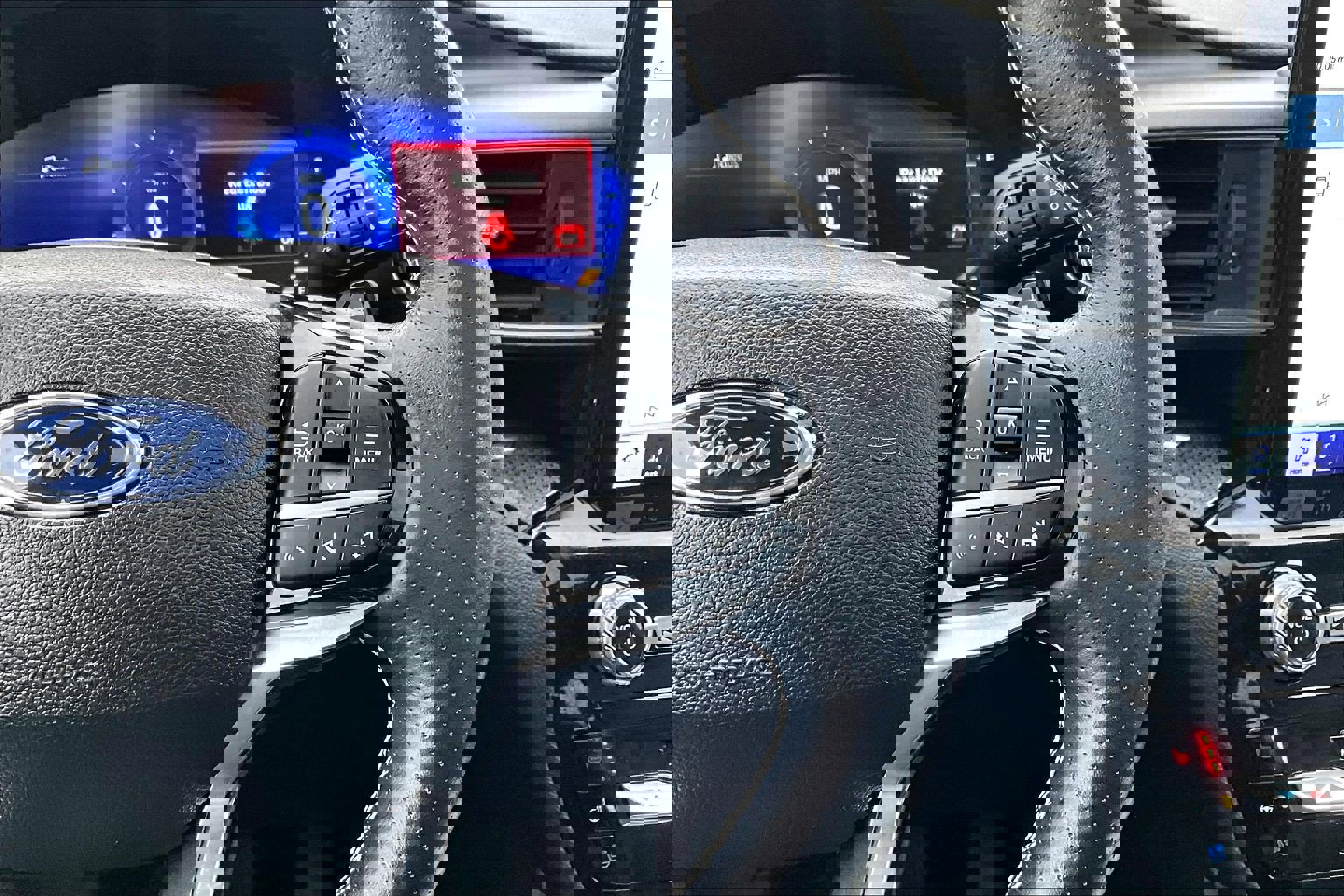 Used 2022 Ford Explorer ST w/ Equipment Group 401A image 25