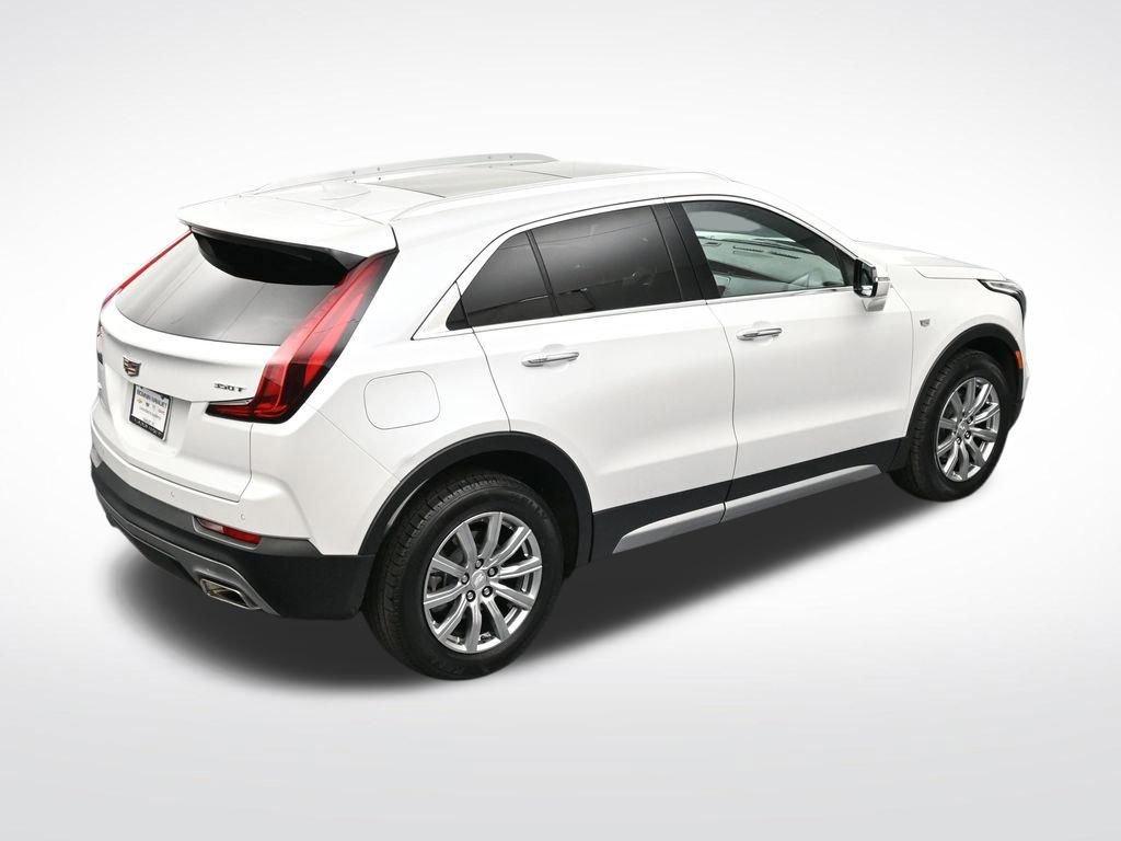 Used 2023 Cadillac XT4 Premium Luxury w/ Cold Weather Package AWD/4WD image 20