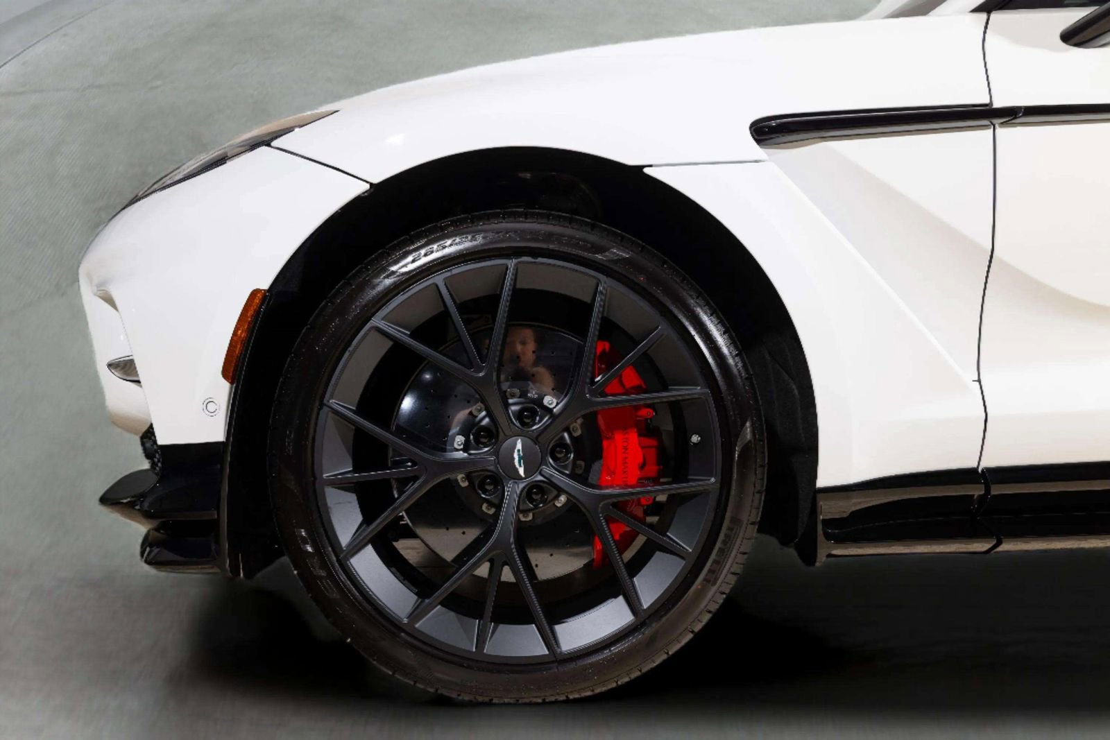 New 2026 Aston Martin DBX 707 AWD/4WD image 8