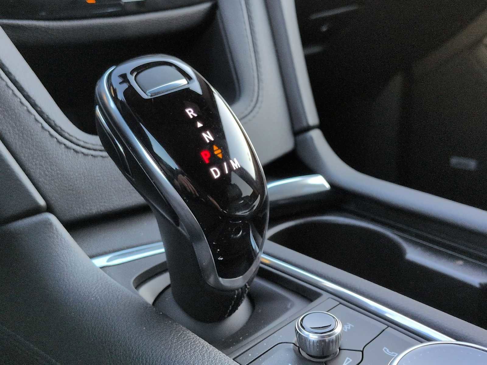 Used 2025 Cadillac XT6 Luxury image 22