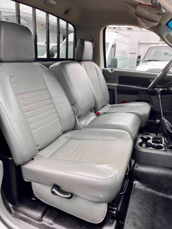 Used 2008 Dodge Ram 5500 Truck 4x4 Regular Cab w/ PWR Accessory Group image 14