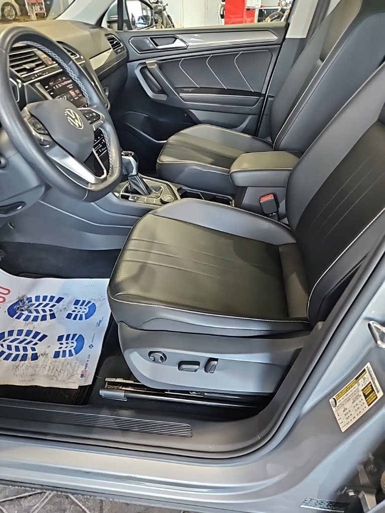Used 2022 Volkswagen Tiguan SE image 27