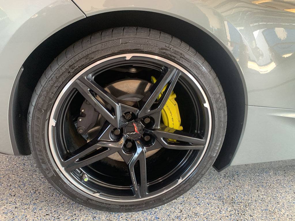 Used 2022 Chevrolet Corvette Stingray Premium Conv w/ Battery Protection Package RWD image 34
