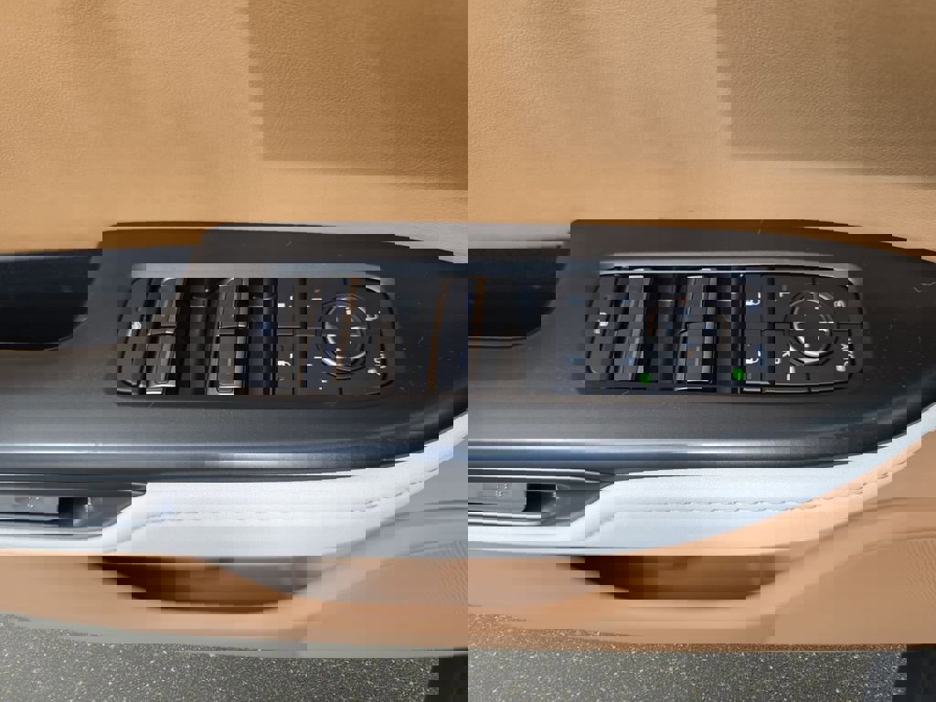 New 2026 Lexus RZ 450e 450e Premium image 28