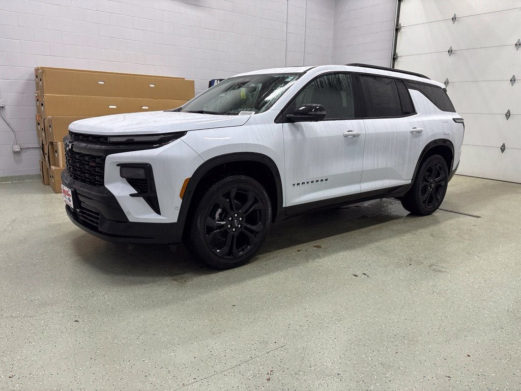 New 2027 Chevrolet Traverse RS w/ LPO, Floor Liner Package AWD/4WD image 8