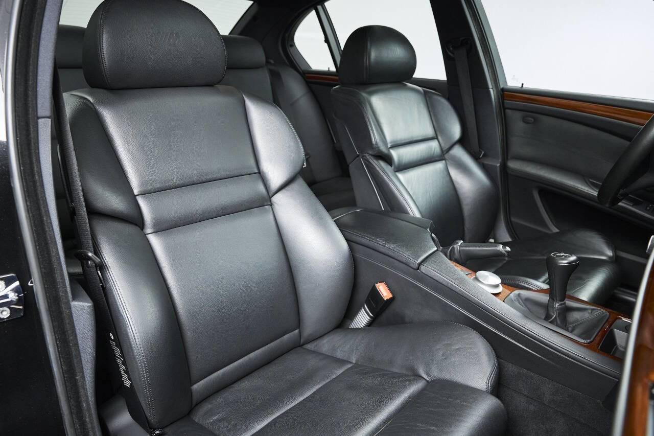Used 2008 BMW M5 image 69