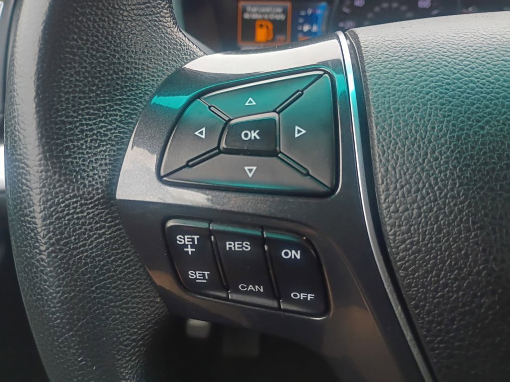 Used 2019 Ford Explorer Limited w/ Class III Trailer Tow Package FWD image 11