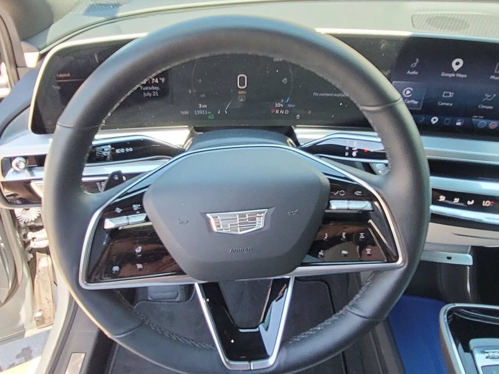 Used 2024 Cadillac Lyriq Sport AWD/4WD image 18