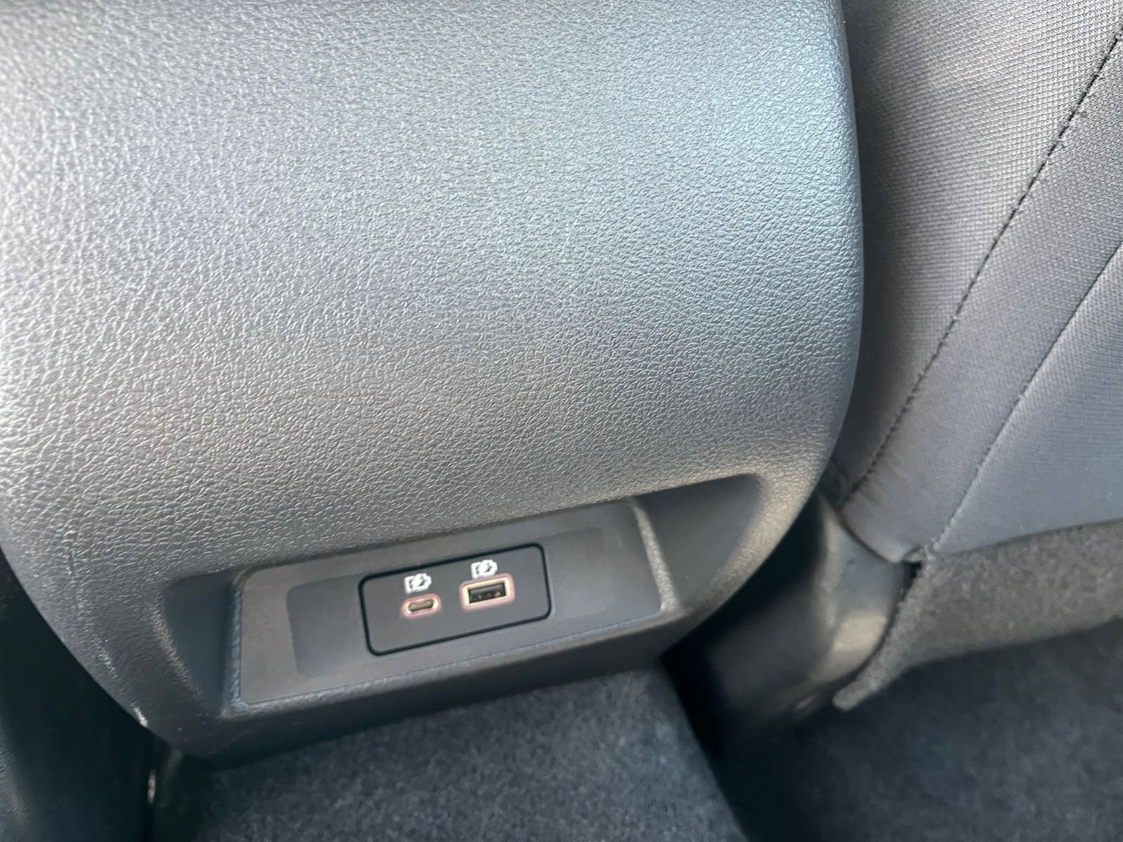 Used 2025 Nissan Altima 2.5 SV FWD image 19