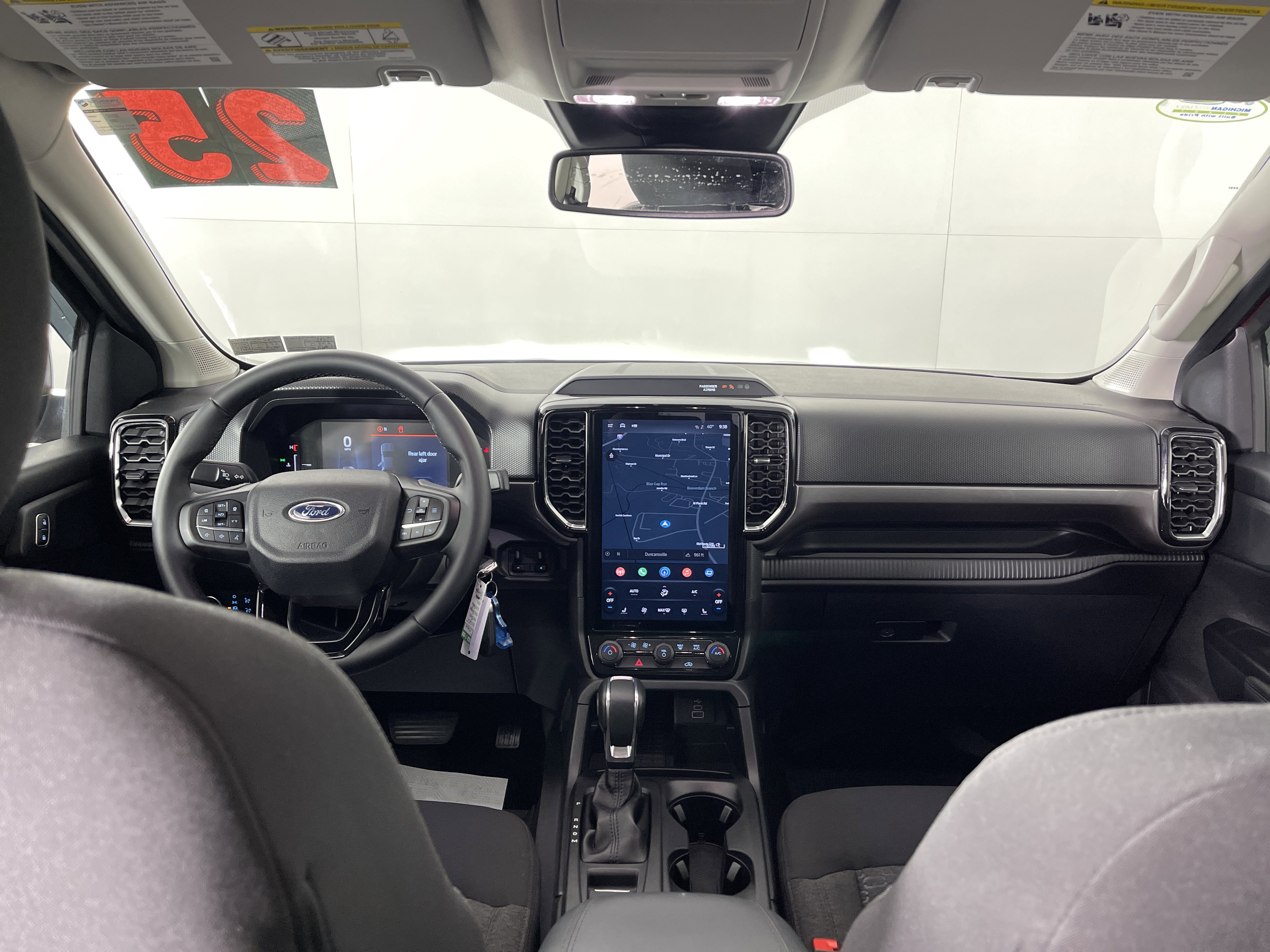 Used 2025 Ford Ranger XLT image 16