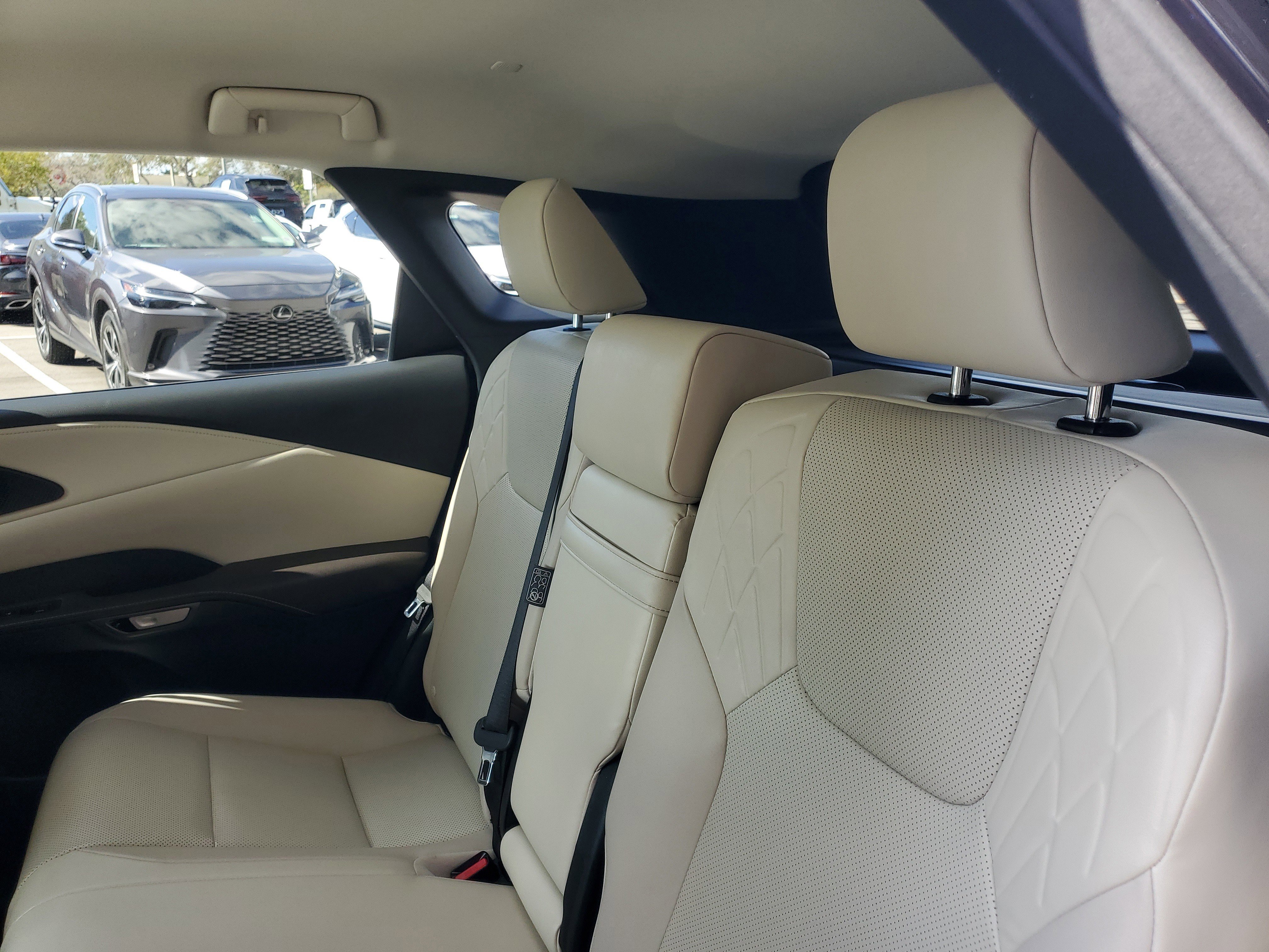 Certified 2024 Lexus RX 350 FWD w/ Technology Package image 13
