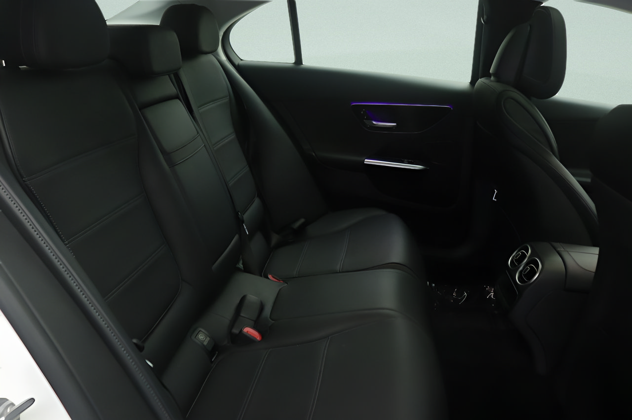 Used 2023 Mercedes-Benz C 300 Sedan image 28