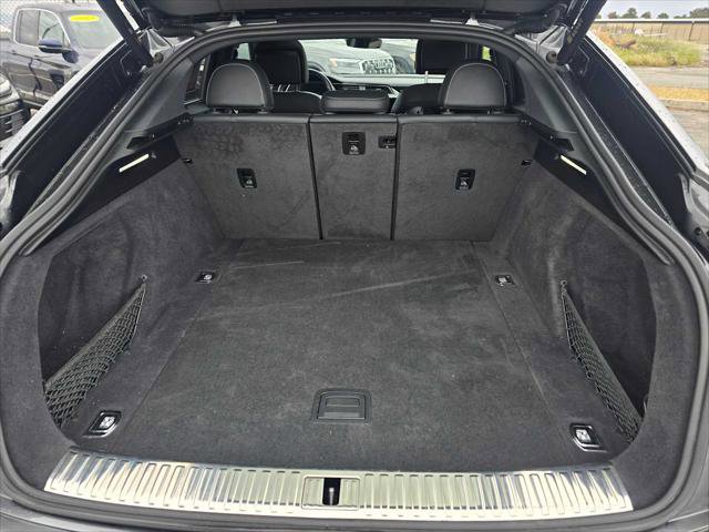 Used 2024 Audi Q8 e-tron Prestige w/ Prestige Package image 19