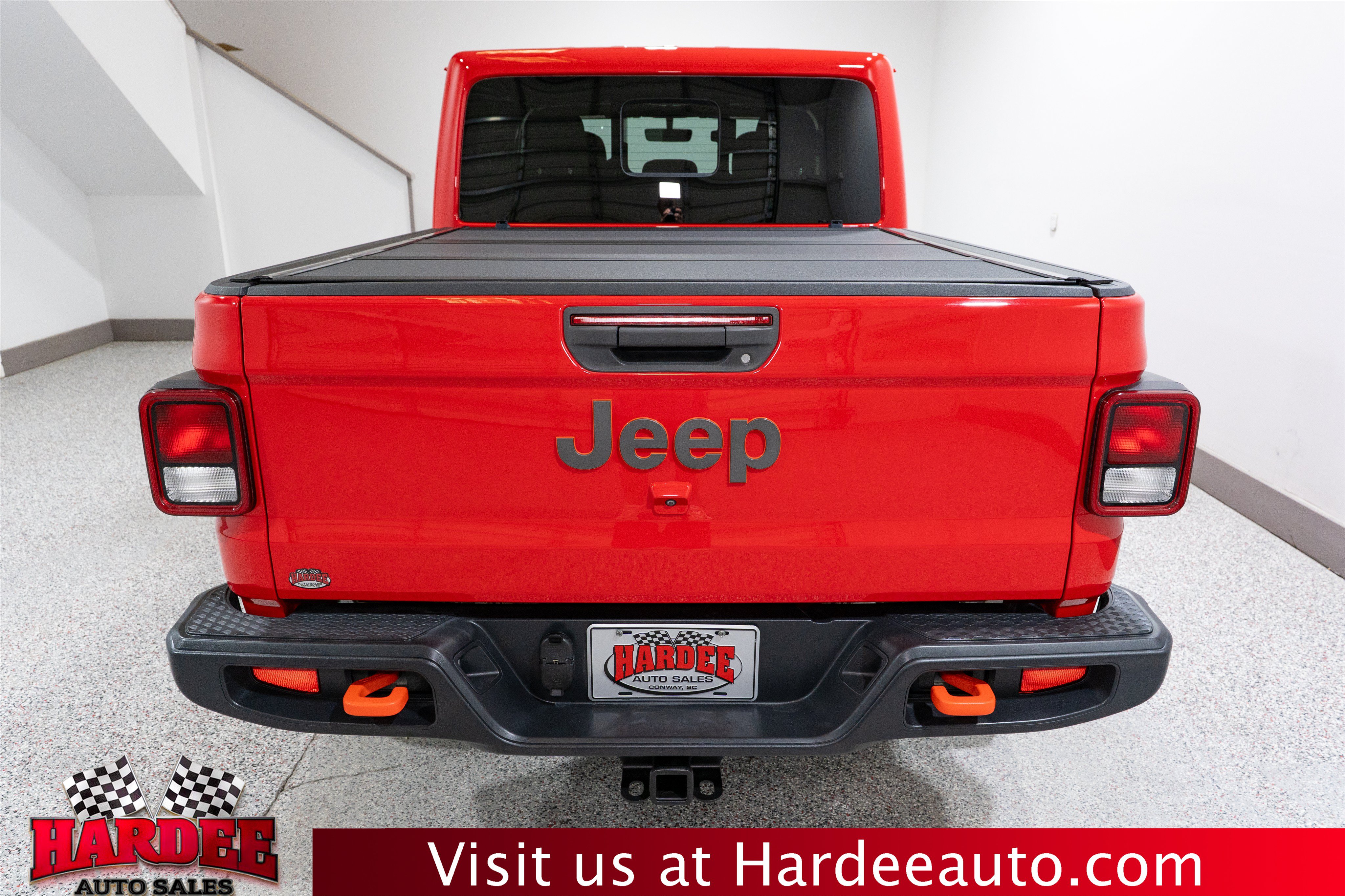 Used 2023 Jeep Gladiator Mojave w/ Cold Weather Group AWD/4WD image 4