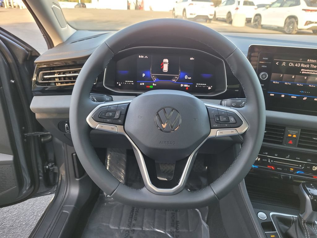 New 2026 Volkswagen Jetta SE FWD image 16