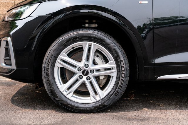 Used 2021 Audi Q5 e Premium Plus w/ Premium Plus Package image 9