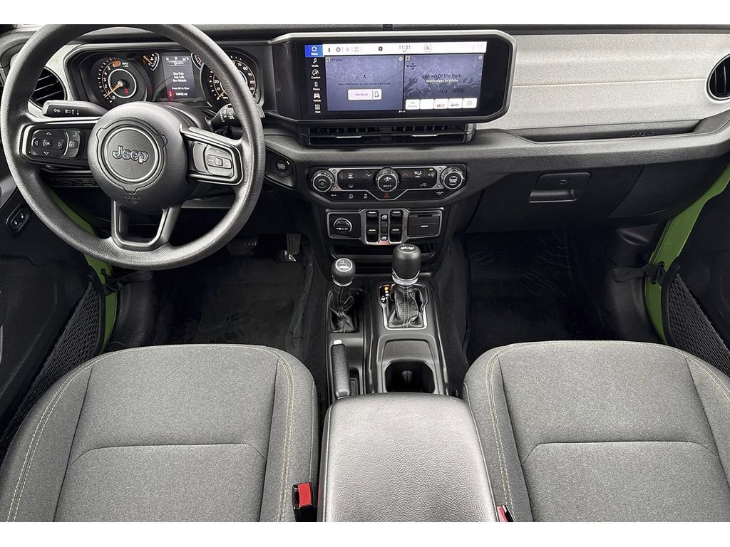 Used 2025 Jeep Wrangler Sport AWD/4WD image 10